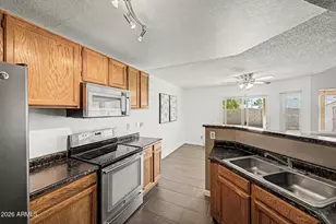 18236 N 30th Pl, Phoenix, AZ 85032 - Photo 11