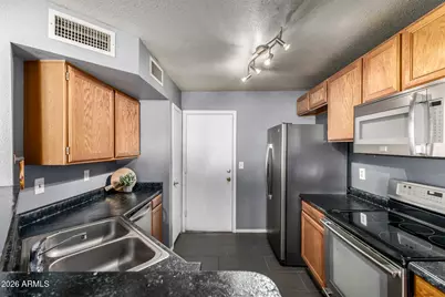 18236 N 30th Place, Phoenix, AZ 85032 - Photo 9