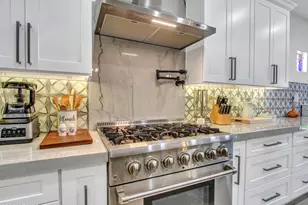 25604 N 51st Dr, Phoenix, AZ 85083 - Photo 9