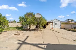 3846 N 11th Ave, Phoenix, AZ 85013 - Photo 17