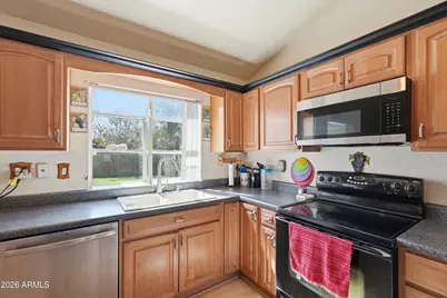 5527 W Garden Drive, Glendale, AZ 85304 - Photo 7