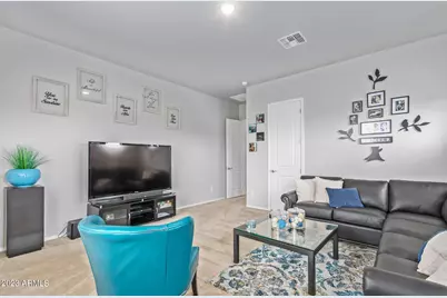 13621 W Tuckey Court, Glendale, AZ 85307 - Photo 31