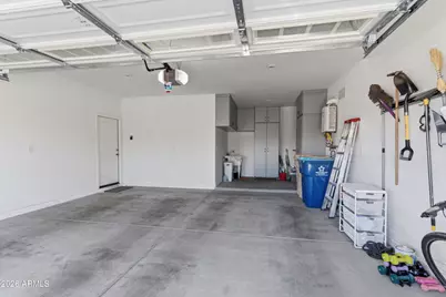 4654 N 204th Lane, Buckeye, AZ 85396 - Photo 31