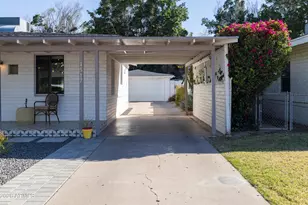 1517 E Pinchot Ave, Phoenix, AZ 85014 - Photo 3