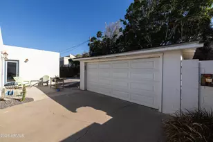 1517 E Pinchot Ave, Phoenix, AZ 85014 - Photo 61