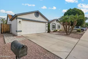 3036 W Country Club Terrace, Phoenix, AZ 85027 - Photo 3