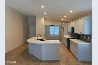 18129 W Desert Lane, Surprise, AZ 85388 - Photo 5
