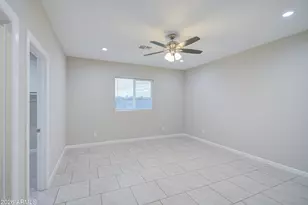 19854 N 29th St, Phoenix, AZ 85050 - Photo 17