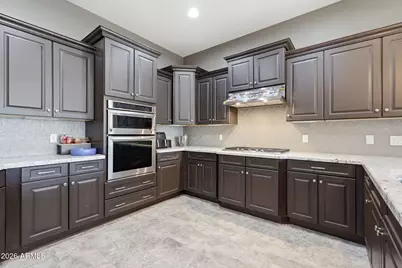 12071 W Red Hawk Drive, Peoria, AZ 85383 - Photo 11