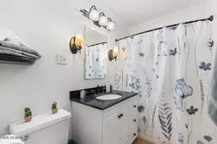 4245 N 16th Dr, Phoenix, AZ 85015 - Photo 11