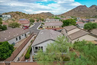 26842 N 66th Lane, Phoenix, AZ 85083 - Photo 33