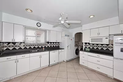 9901 W Peoria Avenue, Sun City, AZ 85351 - Photo 7