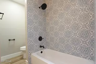 1817 E Alameda Dr, Tempe, AZ 85282 - Photo 23