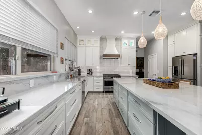 294 S Ironwood Street, Gilbert, AZ 85296 - Photo 5