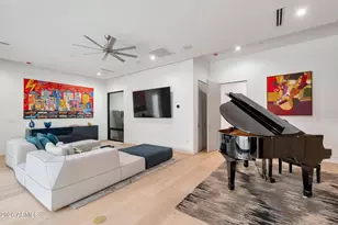 10420 N 64th Pl, Paradise Valley, AZ 85253 - Photo 25