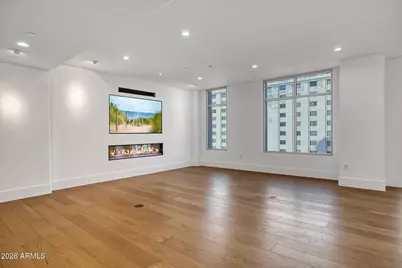 2402 E Esplanade Lane #604, Phoenix, AZ 85016 - Photo 3