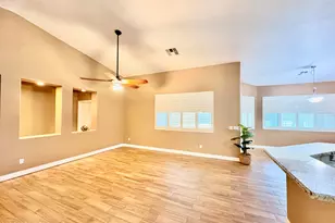1735 E Bartlett Pl, Chandler, AZ 85249 - Photo 9