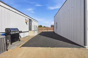 24 W Circle Mountain Rd, New River, AZ 85087 - Photo 25