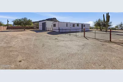 24 W Circle Mountain Road, New River, AZ 85087 - Photo 37