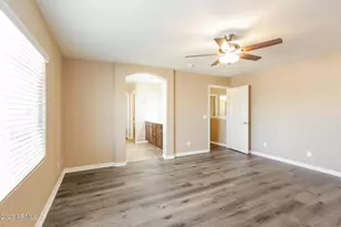 5809 S 27th Ln, Phoenix, AZ 85041 - Photo 5