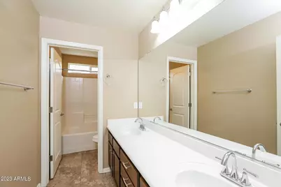 5809 S 27th Lane, Phoenix, AZ 85041 - Photo 11