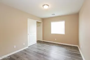 5809 S 27th Ln, Phoenix, AZ 85041 - Photo 7