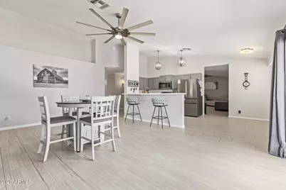 10346 N 68th Lane, Peoria, AZ 85345 - Photo 9