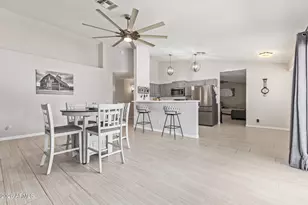 10346 N 68th Ln, Peoria, AZ 85345 - Photo 9