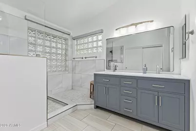 10346 N 68th Lane, Peoria, AZ 85345 - Photo 19