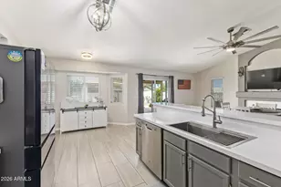 10346 N 68th Ln, Peoria, AZ 85345 - Photo 13