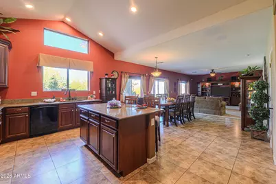 37272 W Giallo Lane, Maricopa, AZ 85138 - Photo 21