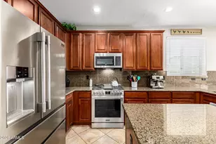 5111 W Cavedale Dr, Phoenix, AZ 85083 - Photo 17