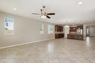 7651 W Molly Dr, Peoria, AZ 85383 - Photo 9