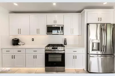 7906 E Kimsey Lane, Scottsdale, AZ 85257 - Photo 11