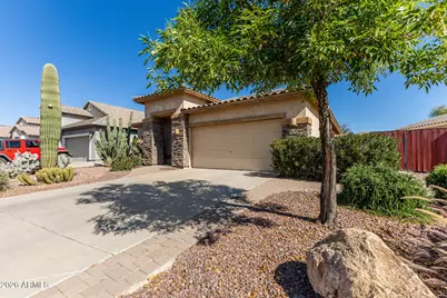 202 E Rock Wren Drive, San Tan Valley, AZ 85143 - Photo 3