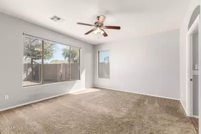 202 E Rock Wren Drive, San Tan Valley, AZ 85143 - Photo 19