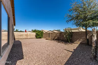 202 E Rock Wren Drive, San Tan Valley, AZ 85143 - Photo 33