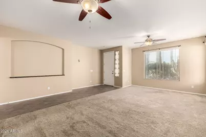 202 E Rock Wren Drive, San Tan Valley, AZ 85143 - Photo 7