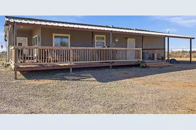 22454 W Steel Horse Road, Congress, AZ 85332 - Photo 1