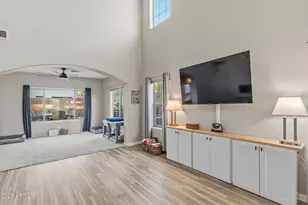 15938 W Port Royale Ln, Surprise, AZ 85379 - Photo 7