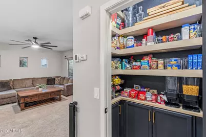 15938 W Port Royale Lane, Surprise, AZ 85379 - Photo 23