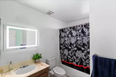 2143 W Eugie Avenue, Phoenix, AZ 85029 - Photo 13