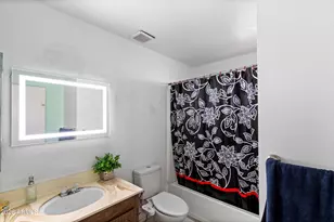 2143 W Eugie Ave, Phoenix, AZ 85029 - Photo 13