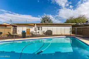 8042 N 28th Ave, Phoenix, AZ 85051 - Photo 27