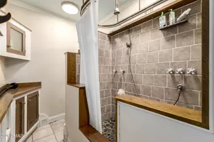 8042 N 28th Ave, Phoenix, AZ 85051 - Photo 15