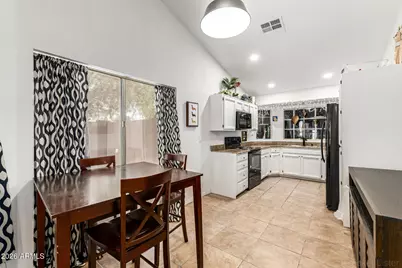 6530 W North Lane, Glendale, AZ 85302 - Photo 17