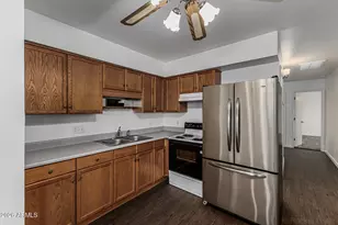 615 N Freestone Cir, Mesa, AZ 85203 - Photo 11