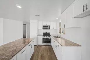 7645 E Gale Ave, Mesa, AZ 85209 - Photo 11