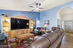 546 S 26th St, Mesa, AZ 85204 - Photo 5