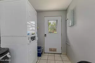 160 E Coronado Rd, Phoenix, AZ 85004 - Photo 27